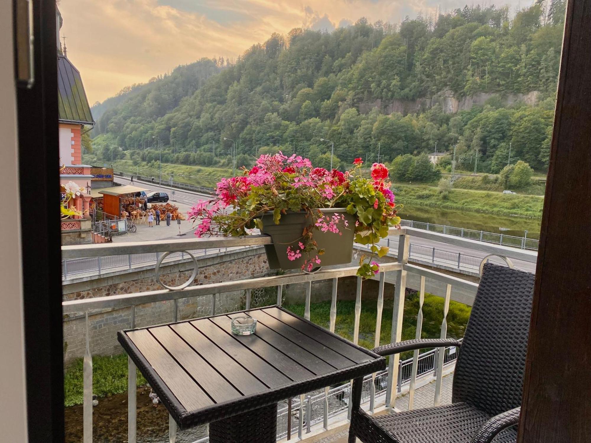 Hotel Labe 흐렌스코 외부 사진